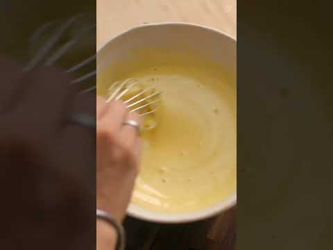 How to make Palak Patta Chaat at home 🔥 | Chef Sanjyot Keer #shorts #ytshorts